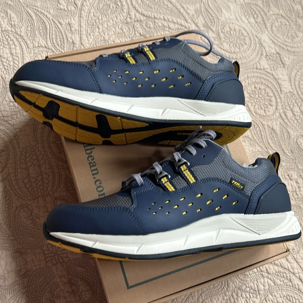 Men’s New L.L. Bean Comfort Fit Walkers - Picture 3 of 10